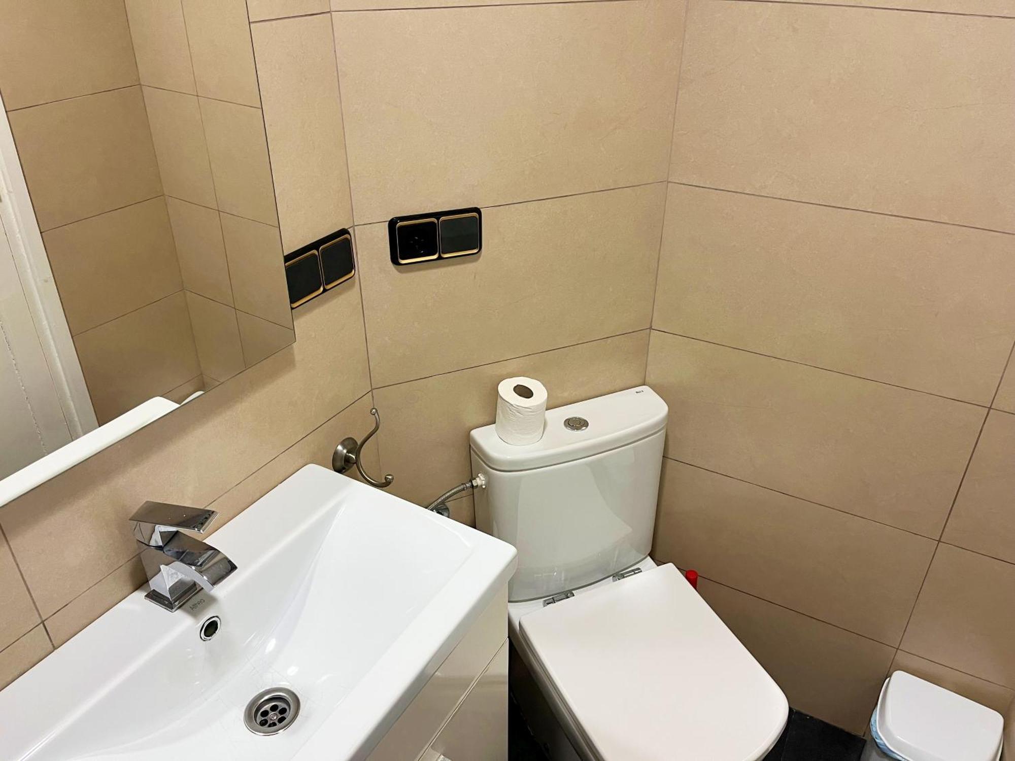 Apartamento Cerca De La Playa 布拉内斯 外观 照片